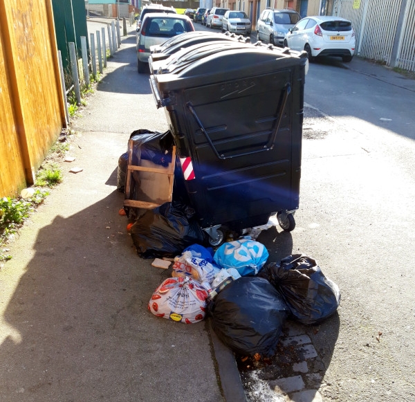 Fly-tipping in Morton Street, Barton Hill