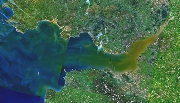 Landsat 7 photo of Bristol Channel