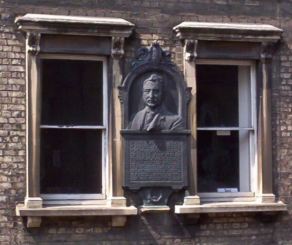Rhodes portrait bust at Oriel College, now listed by Nadine Dorries