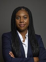 Kemi Badenoch, official portrait