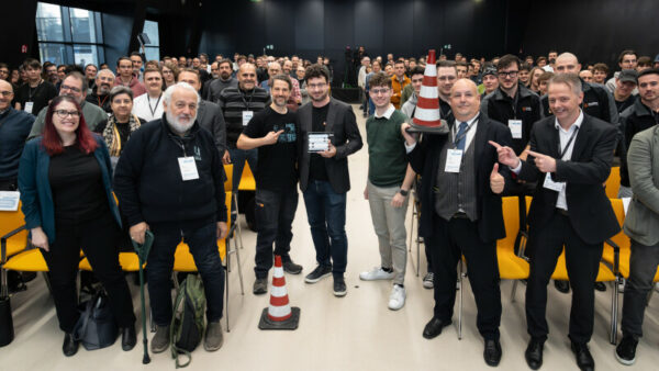 Jean-Baptiste Kempf  receives his award.